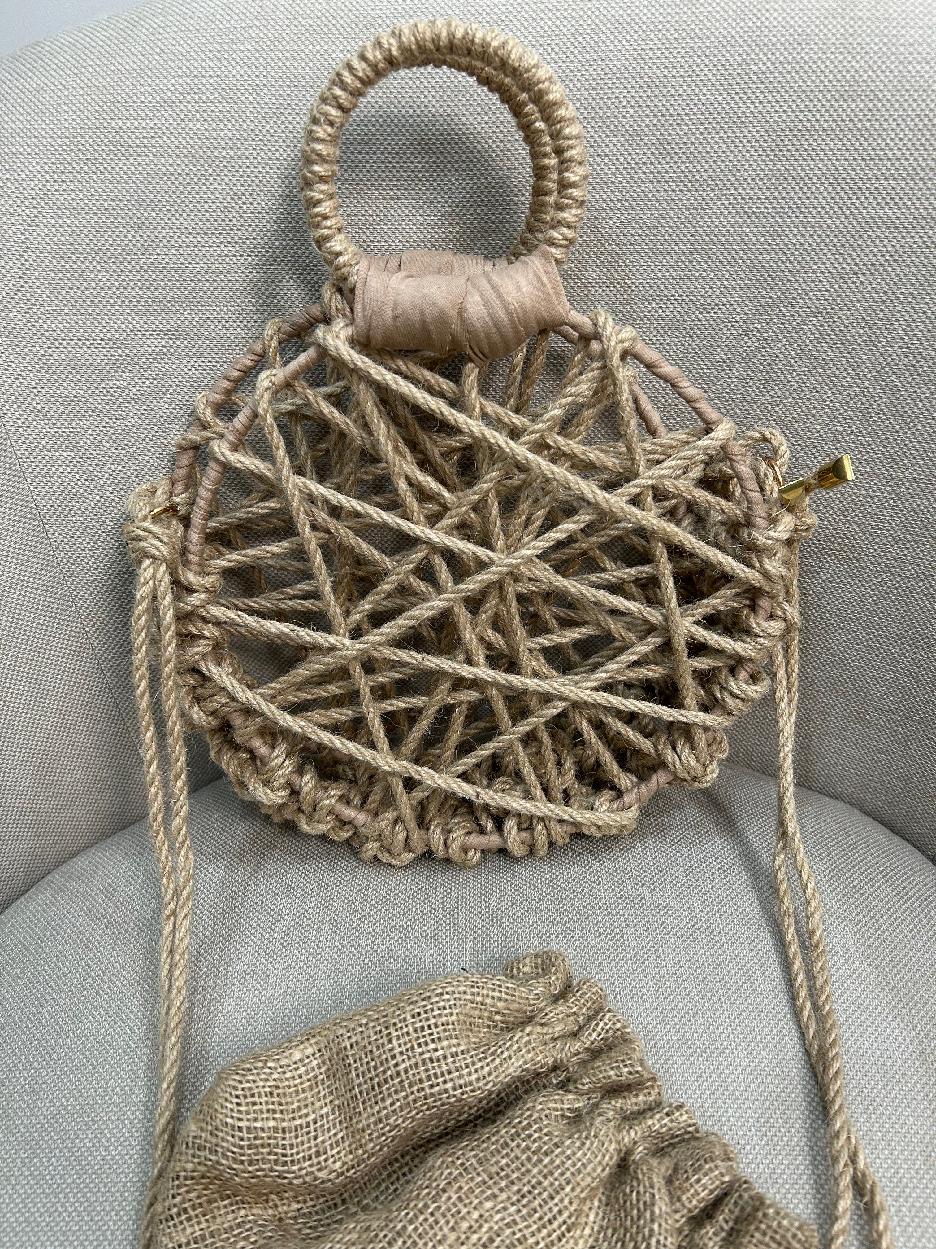 round cord bag natural jute