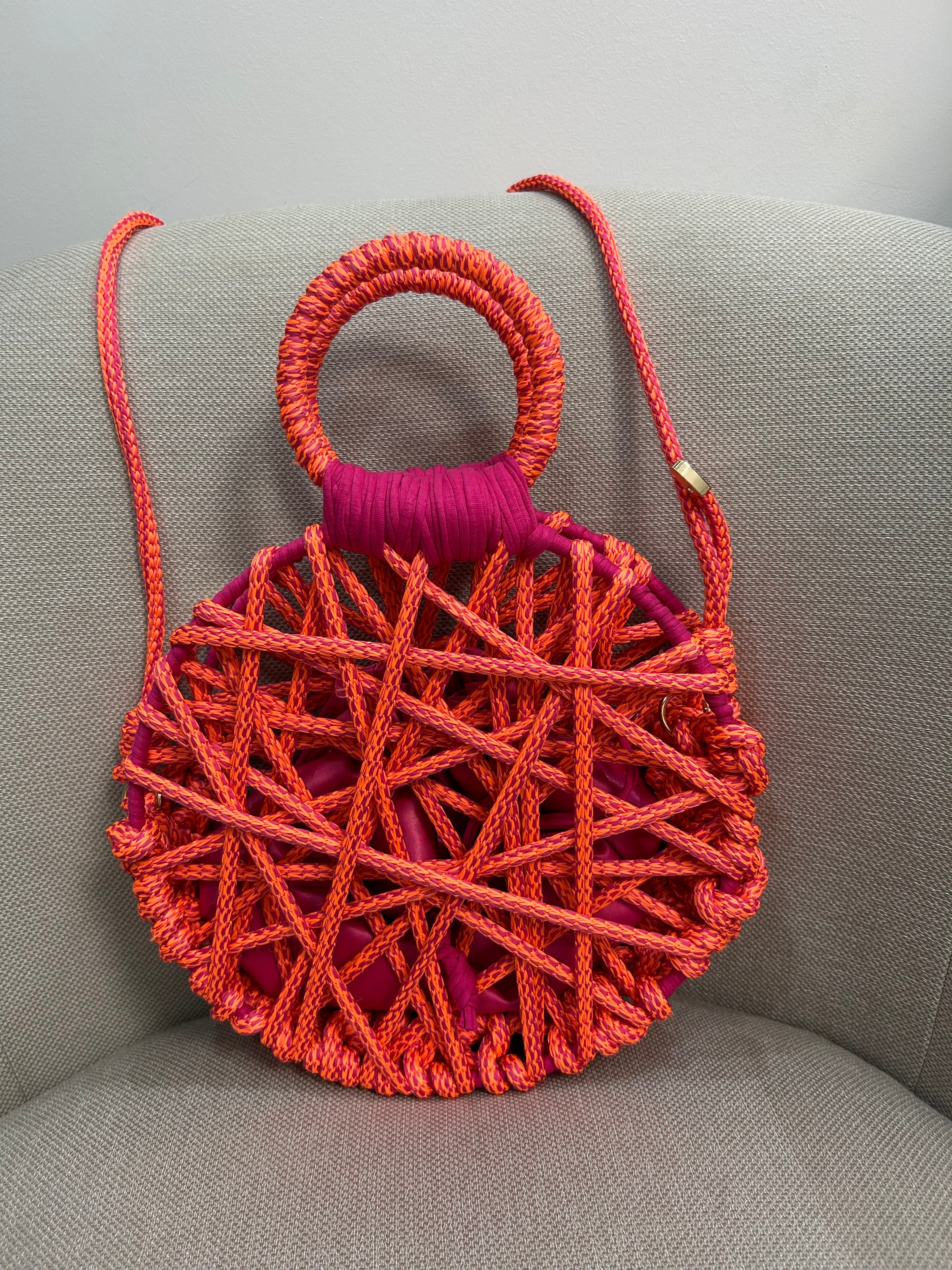  round cord bag fuchsia
