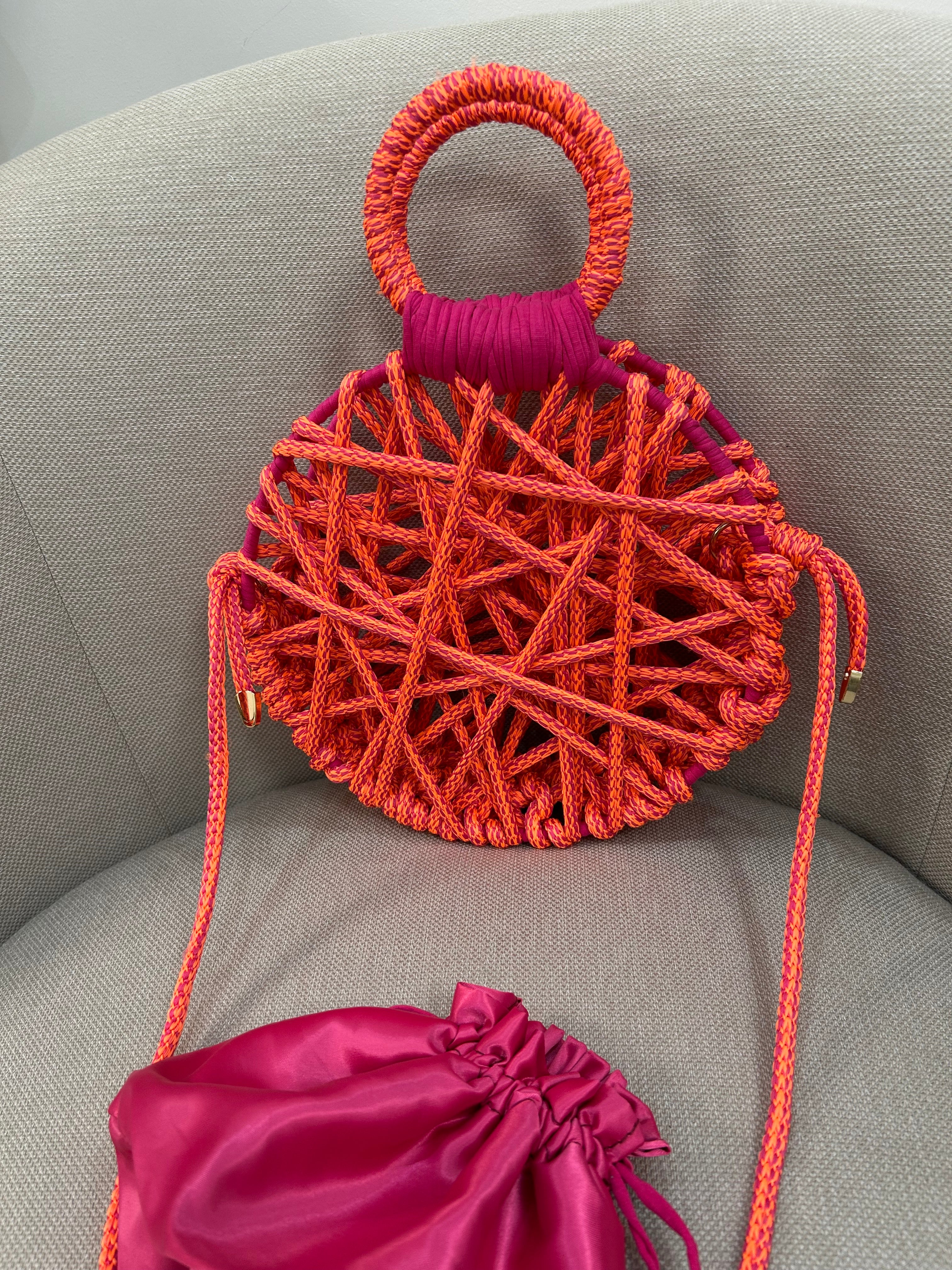 round cord bag fuchsia
