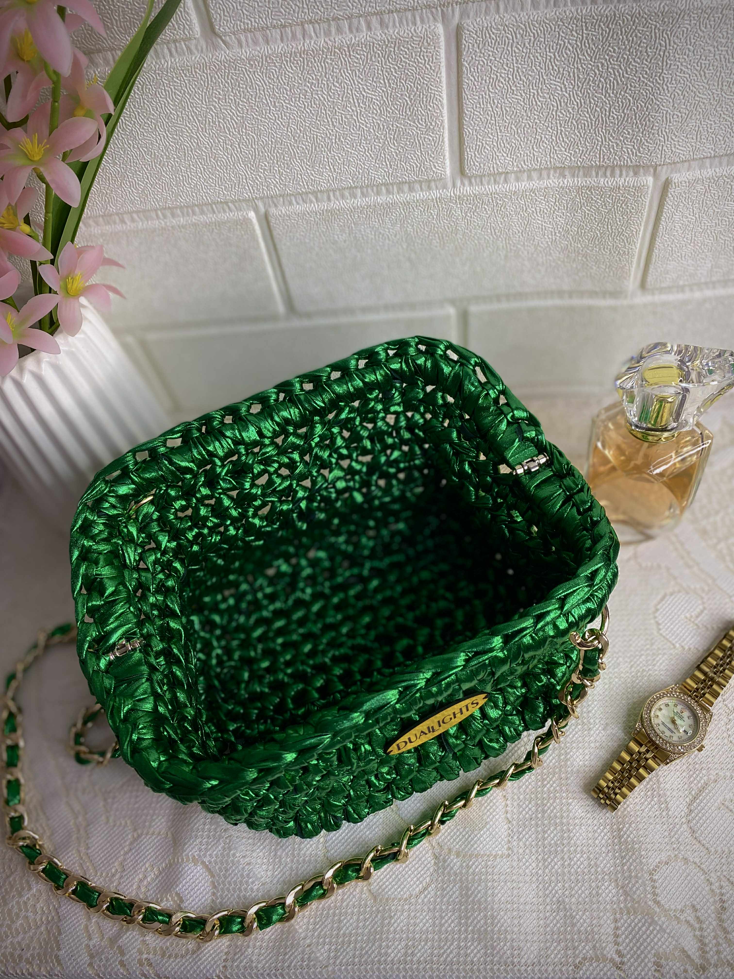 dark green