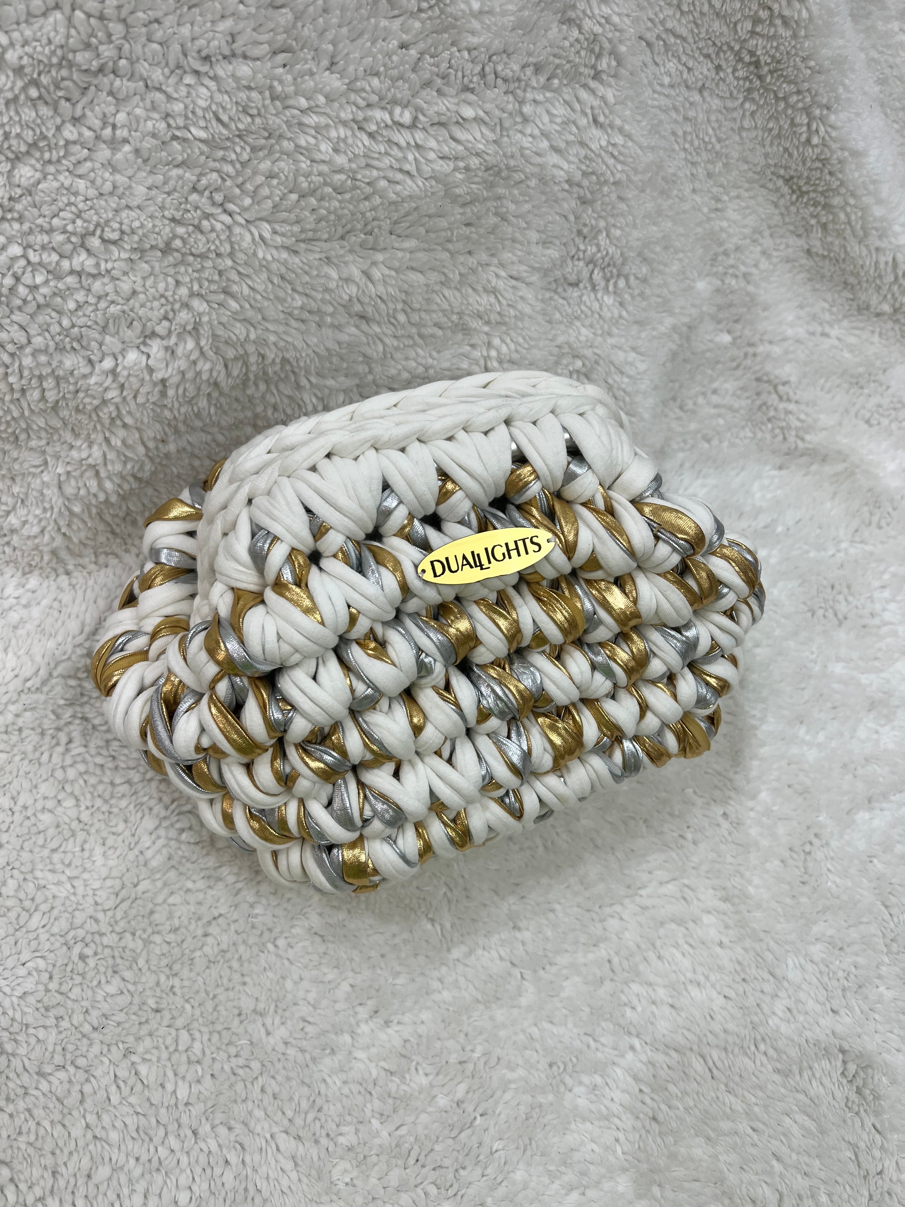 Starlight White Metallic Clutch