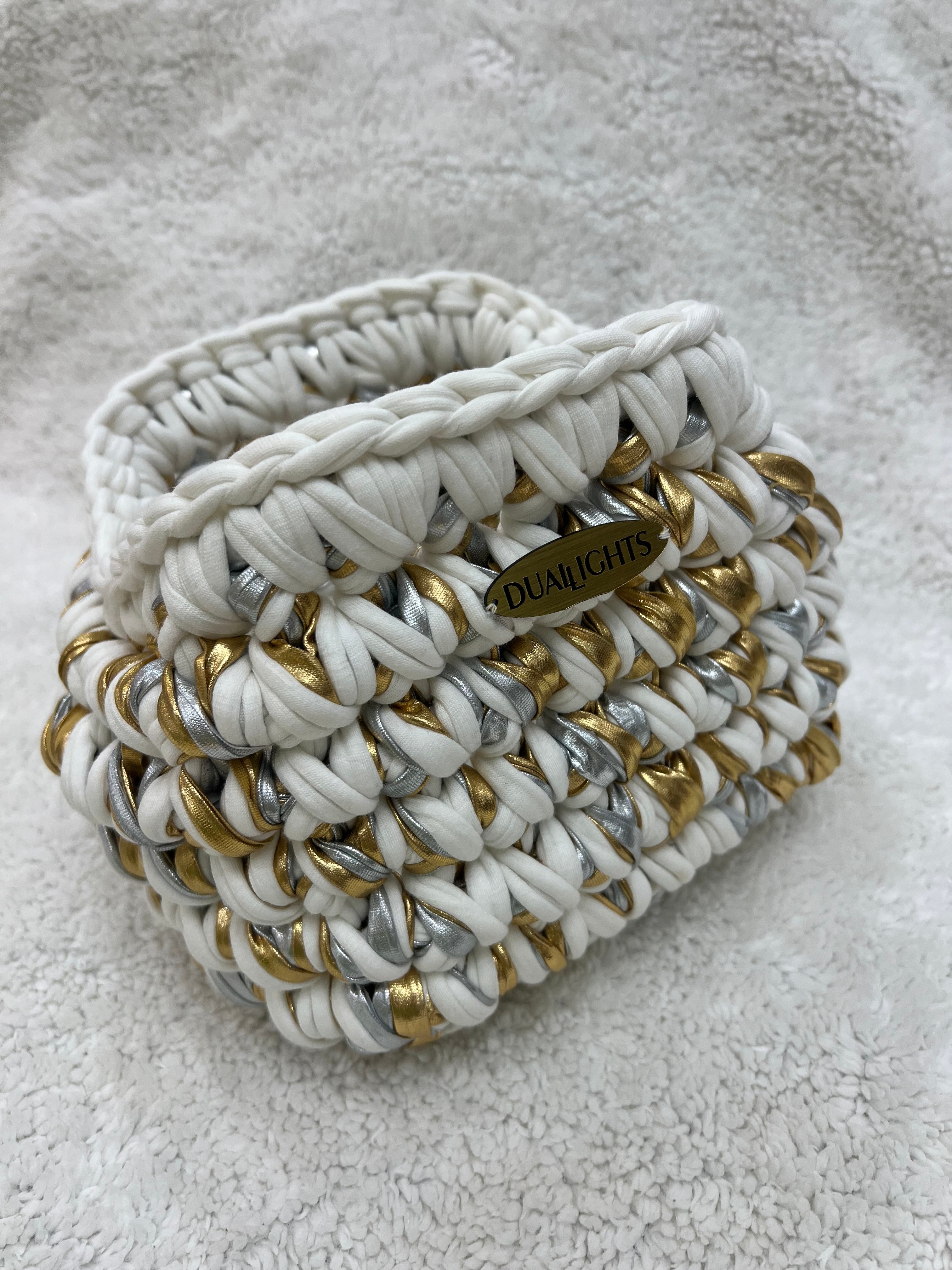 Starlight White Metallic Clutch