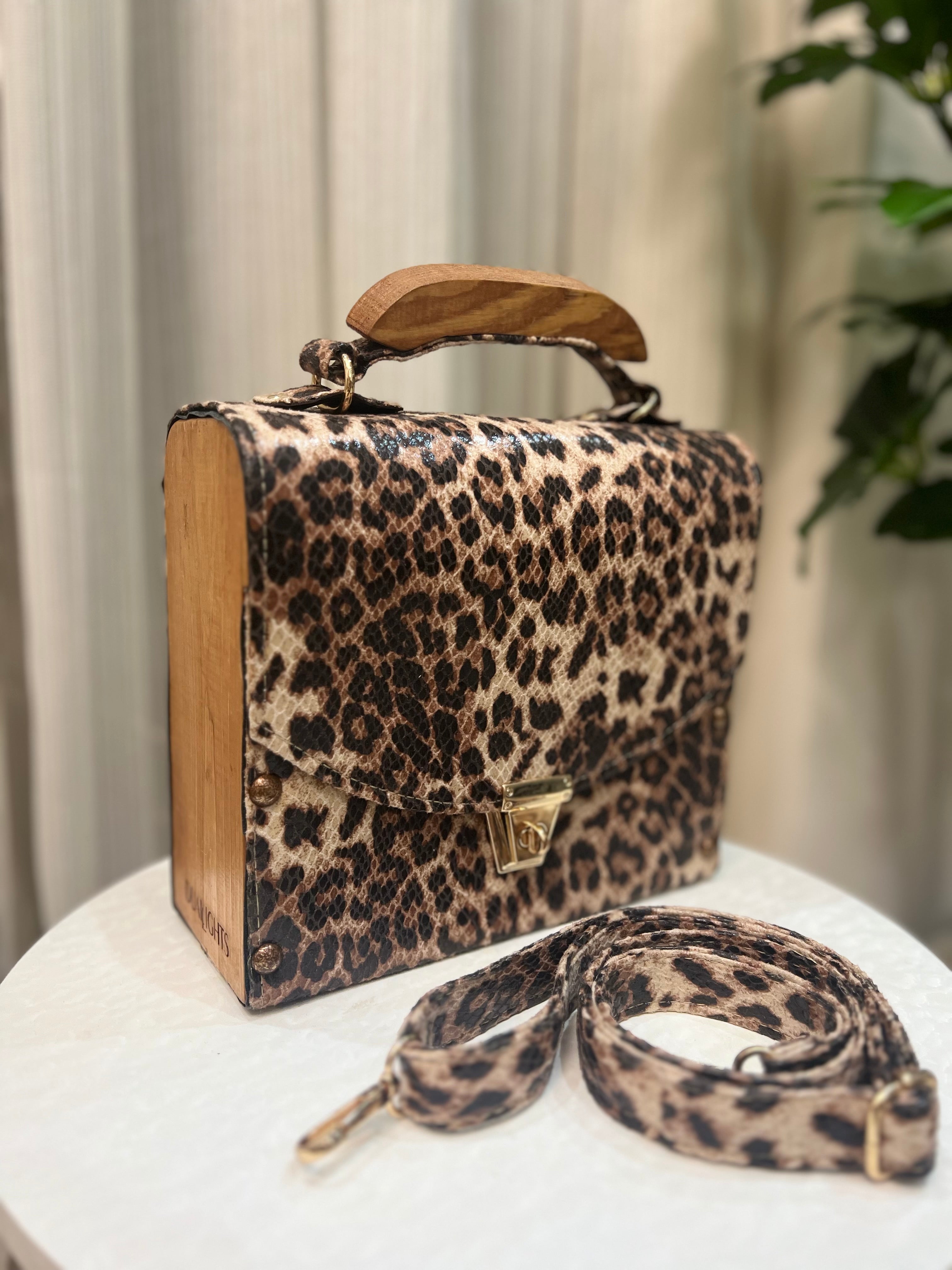 Tigerwood box bag