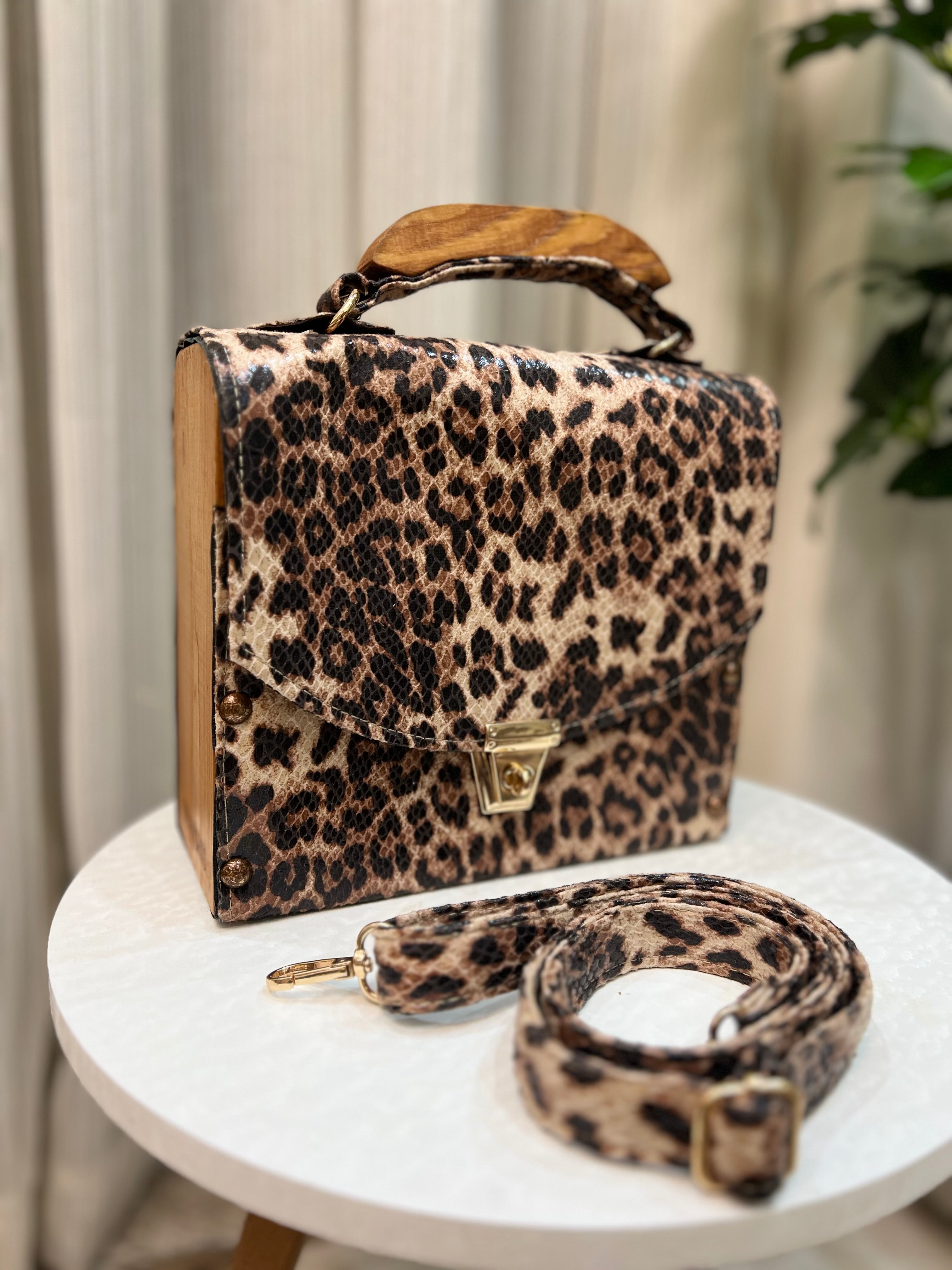 Tigerwood box bag