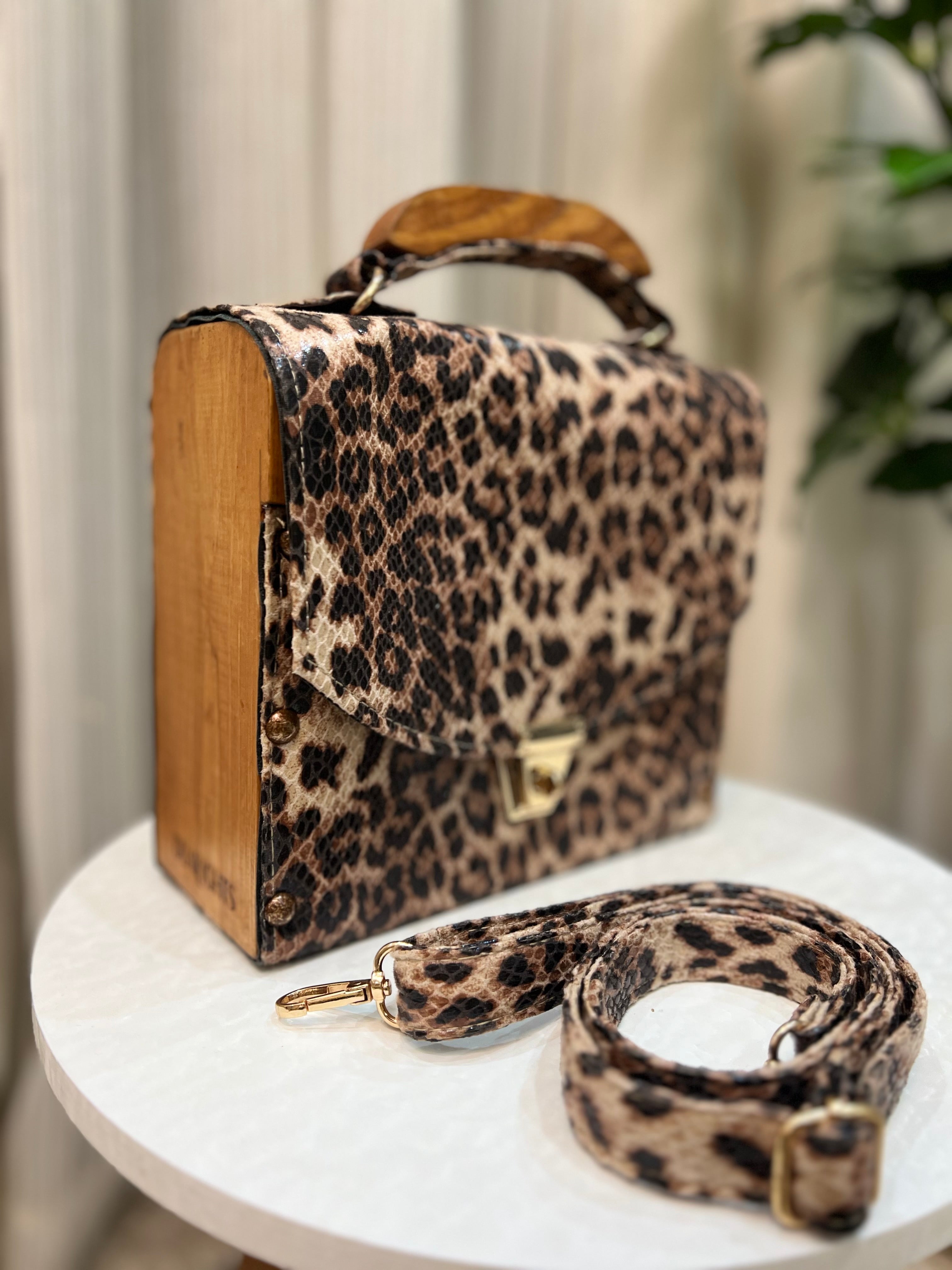 Tigerwood box bag