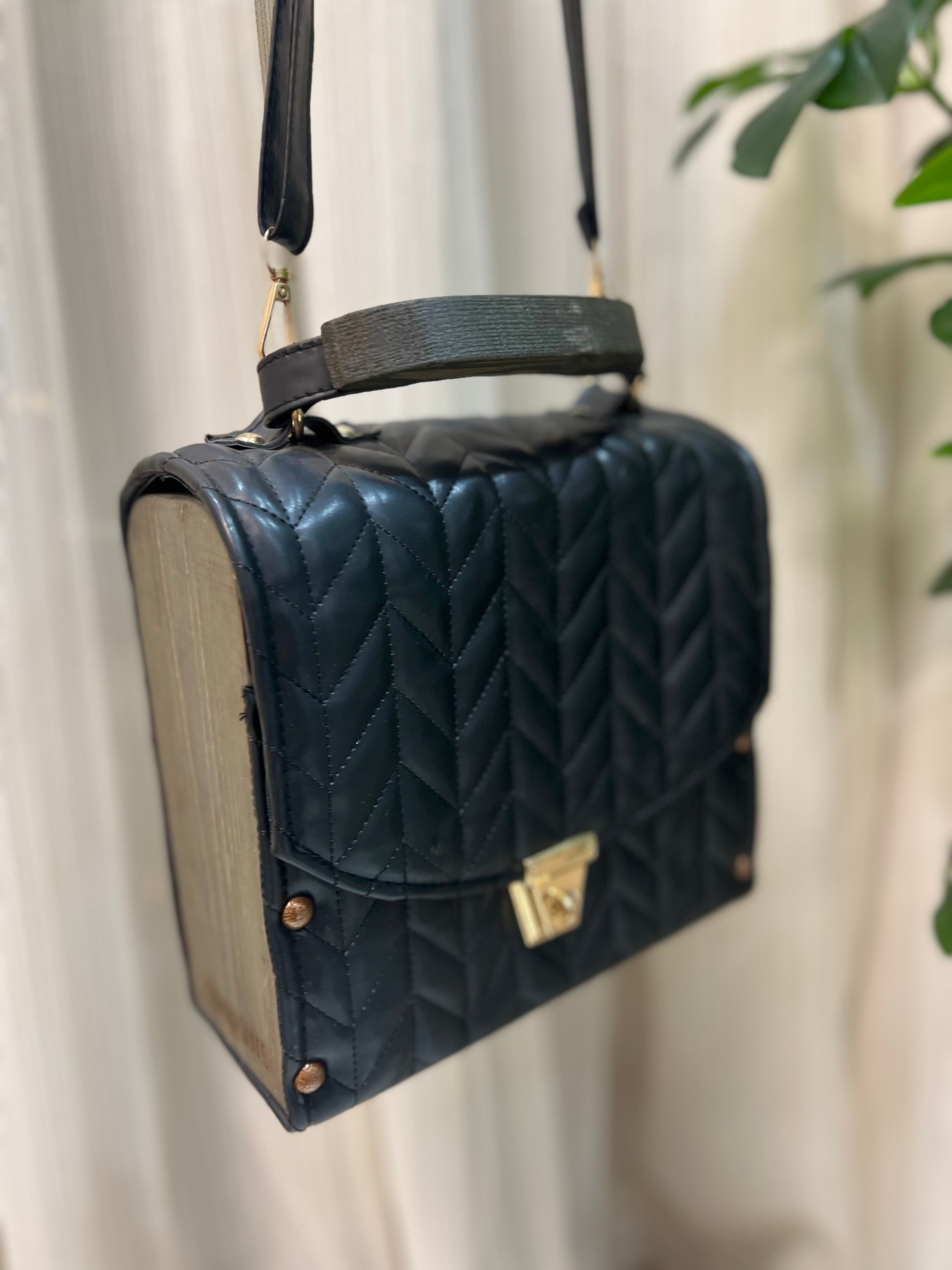 Blackwood Box Bag