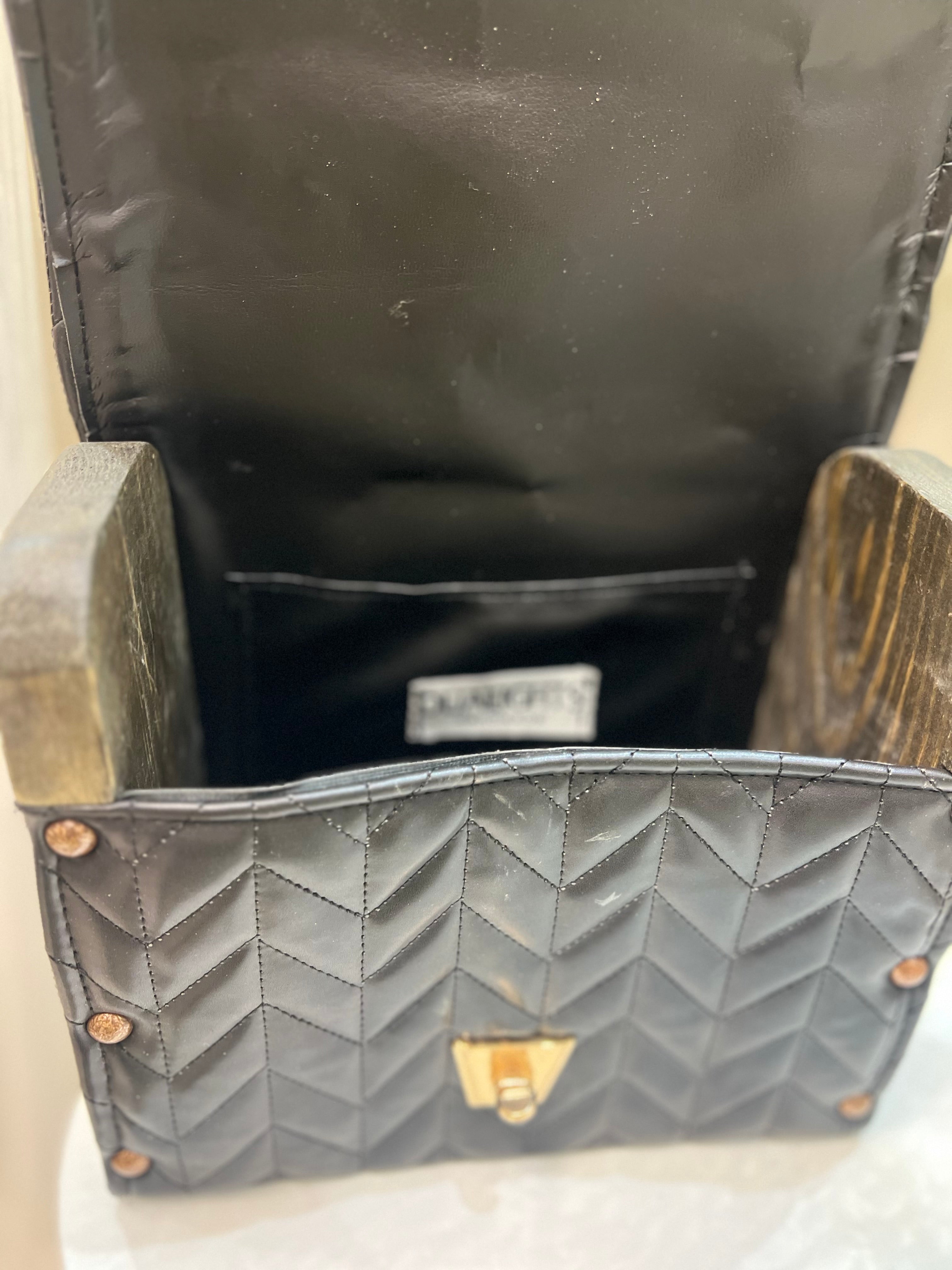 Blackwood Box Bag