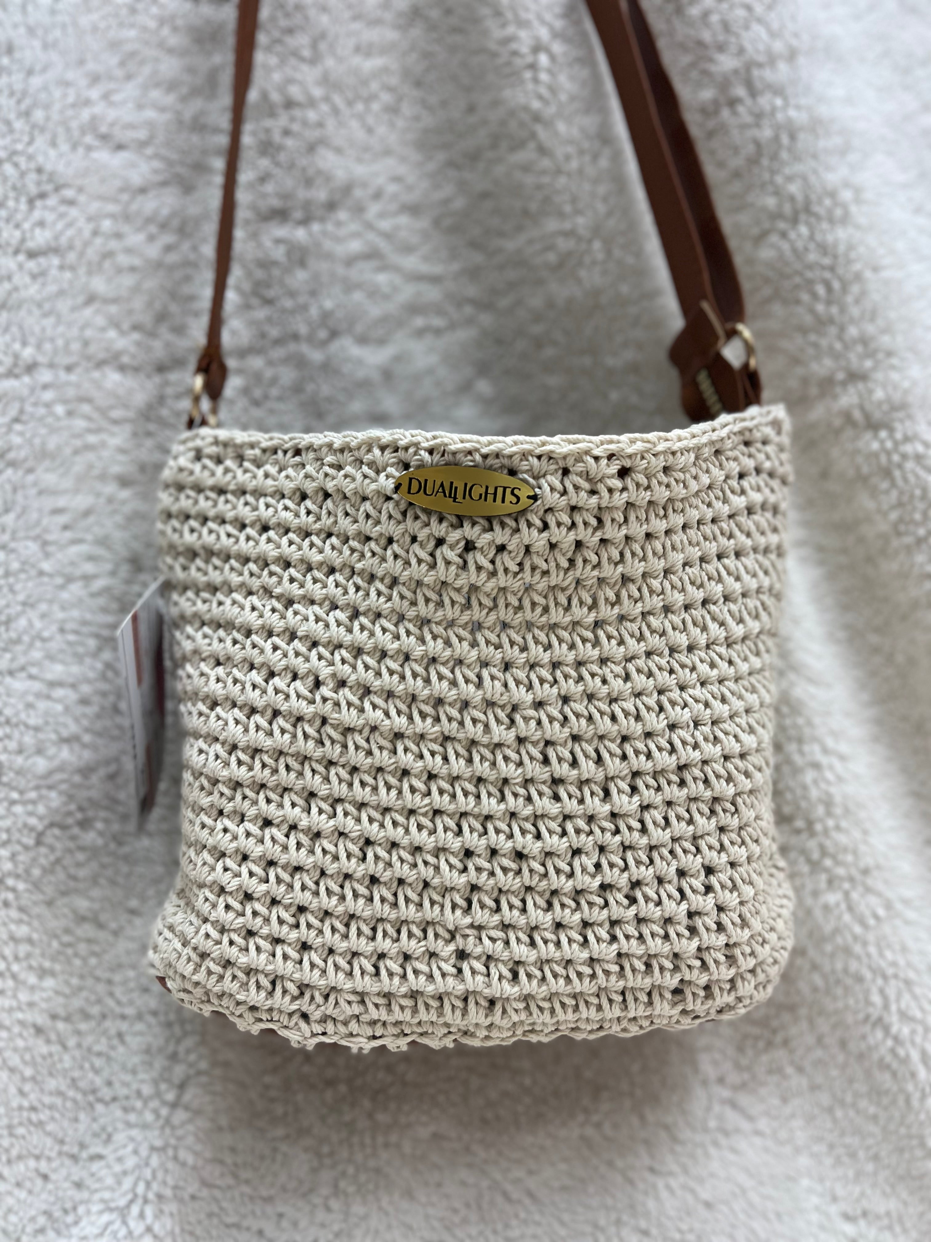 essential crossbody bag, havan / off-white