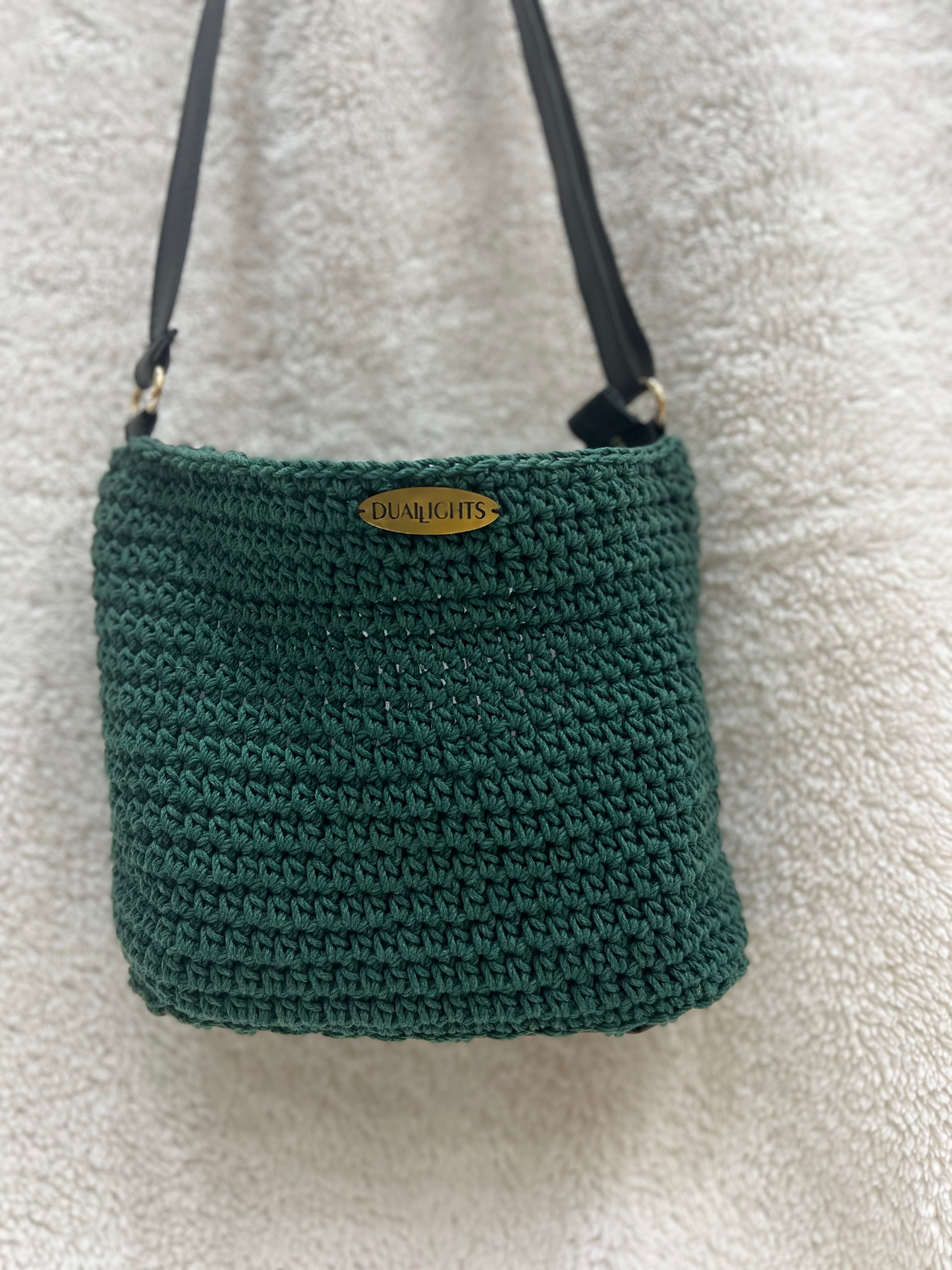 essential crossbody bag, dark green