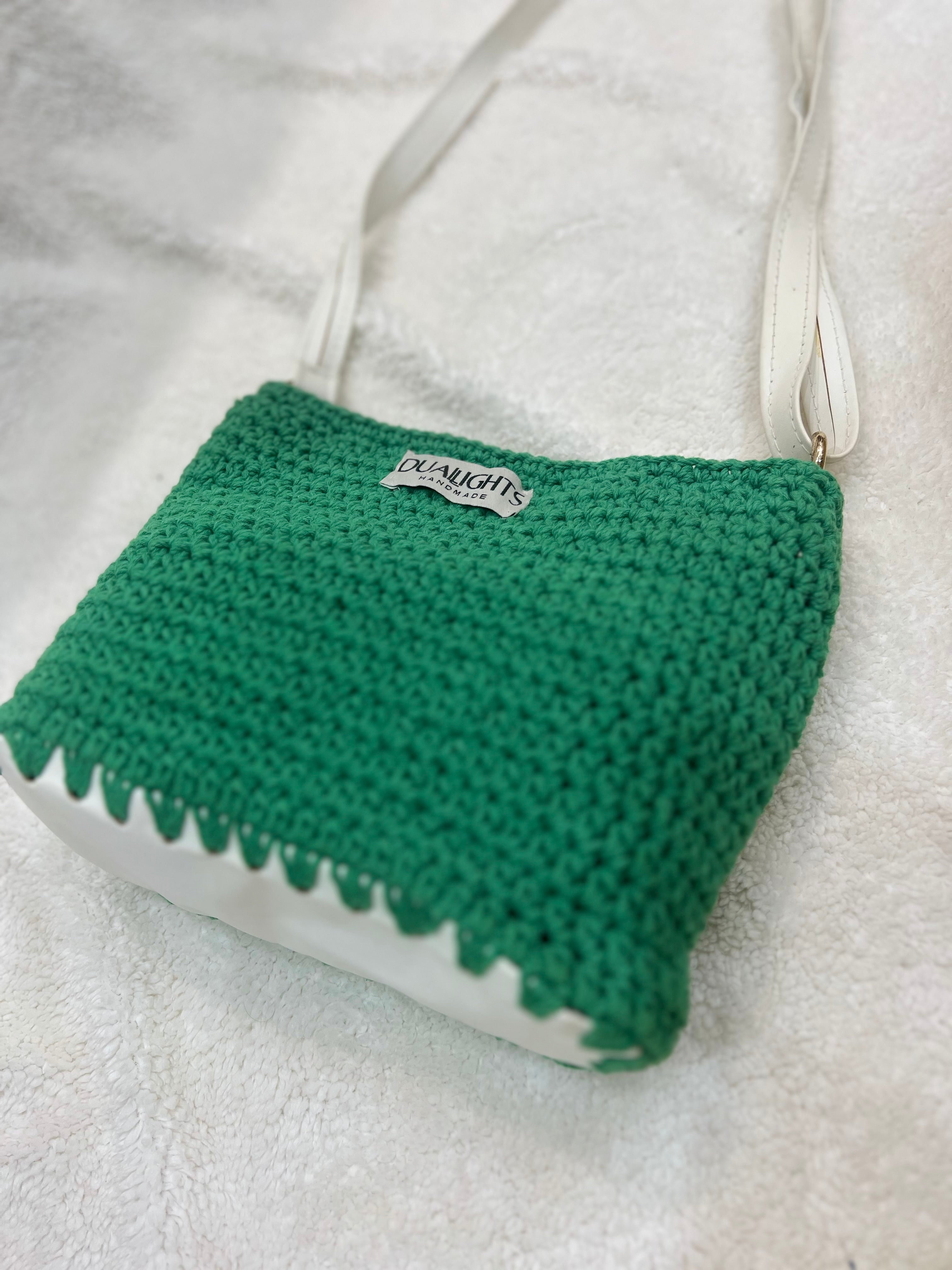 essential crossbody bag, green