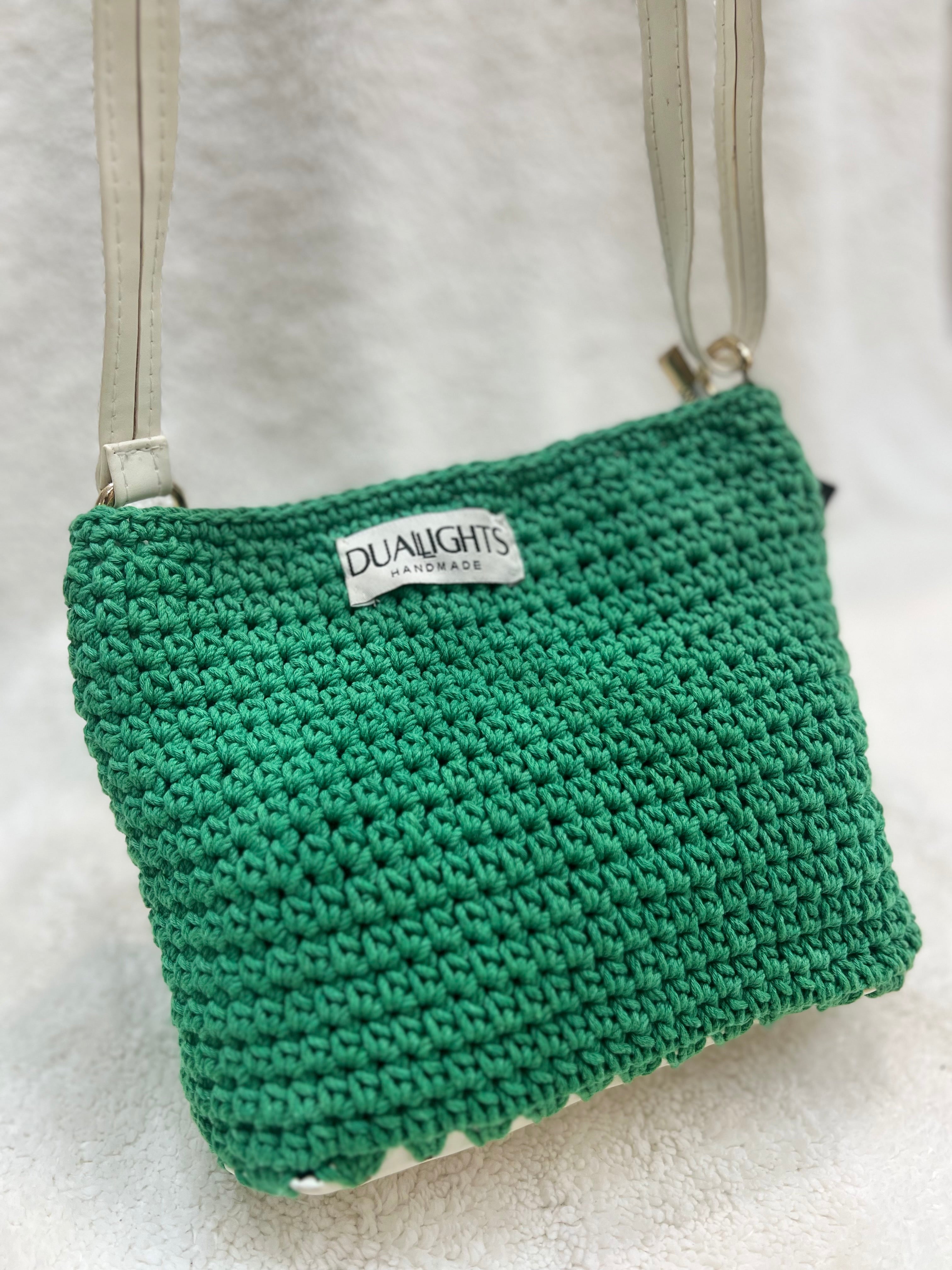 essential crossbody bag, green