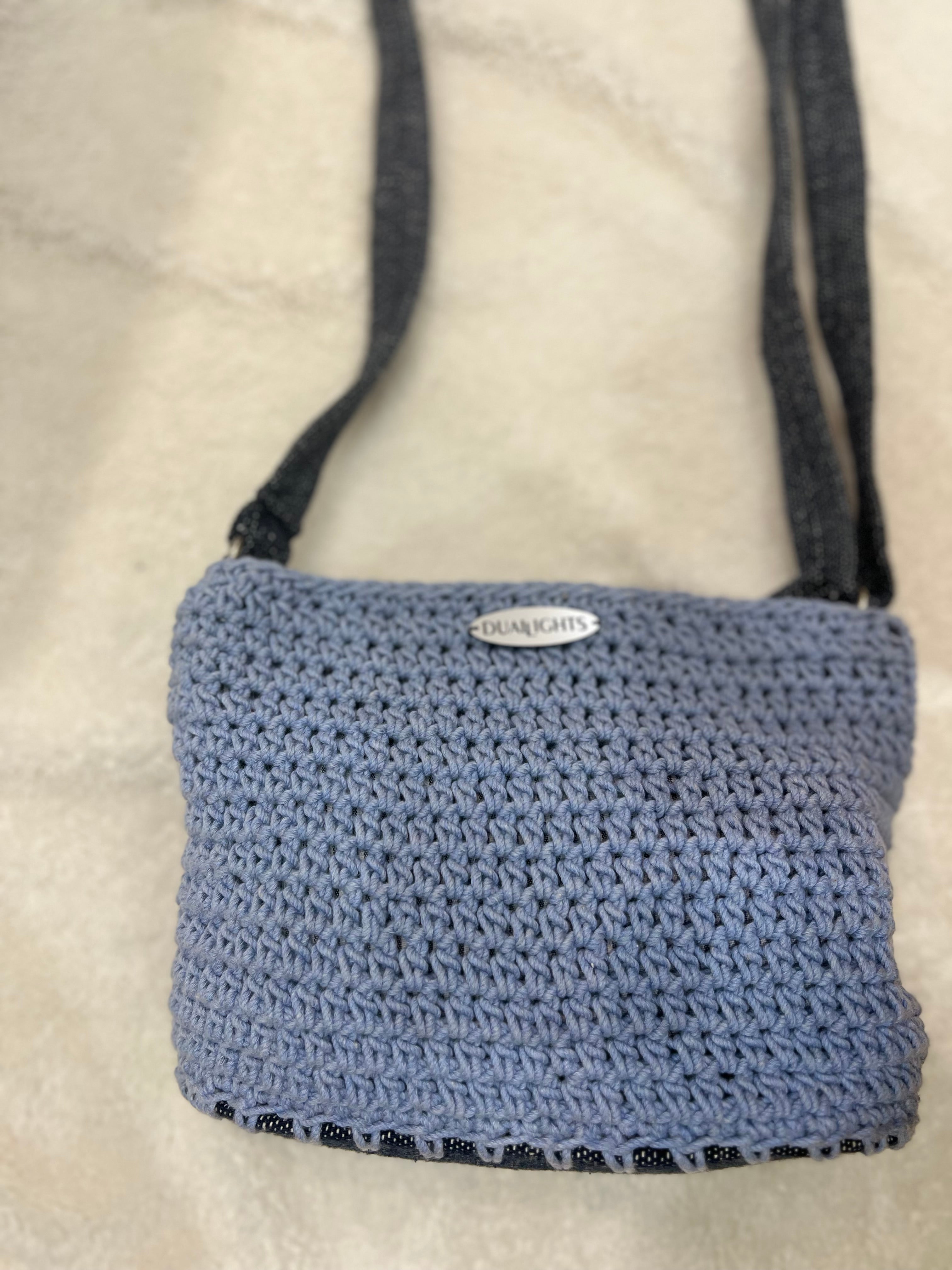 essential crossbody bag, jeans / baby blue