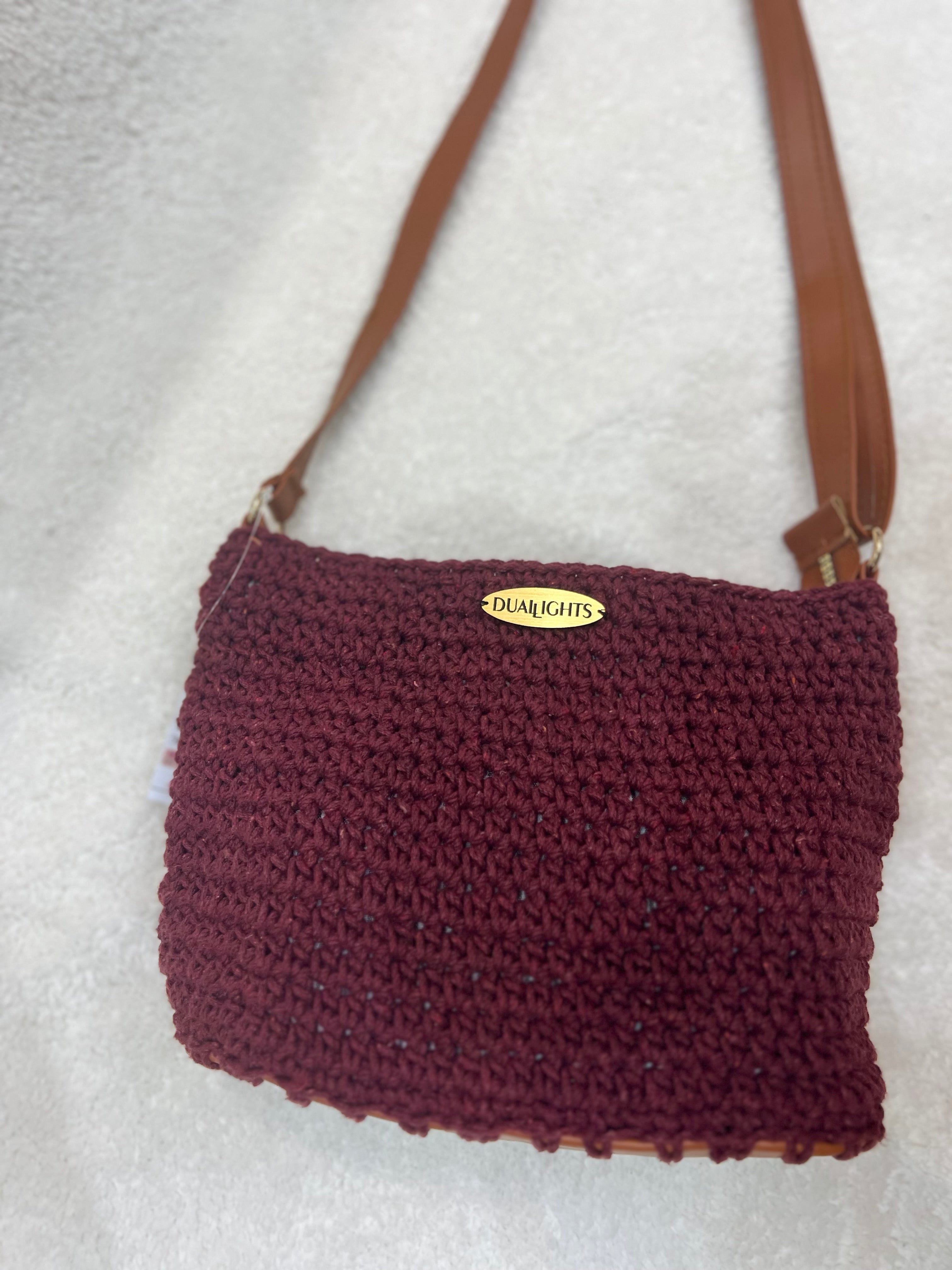 essential crossbody bag, maroon