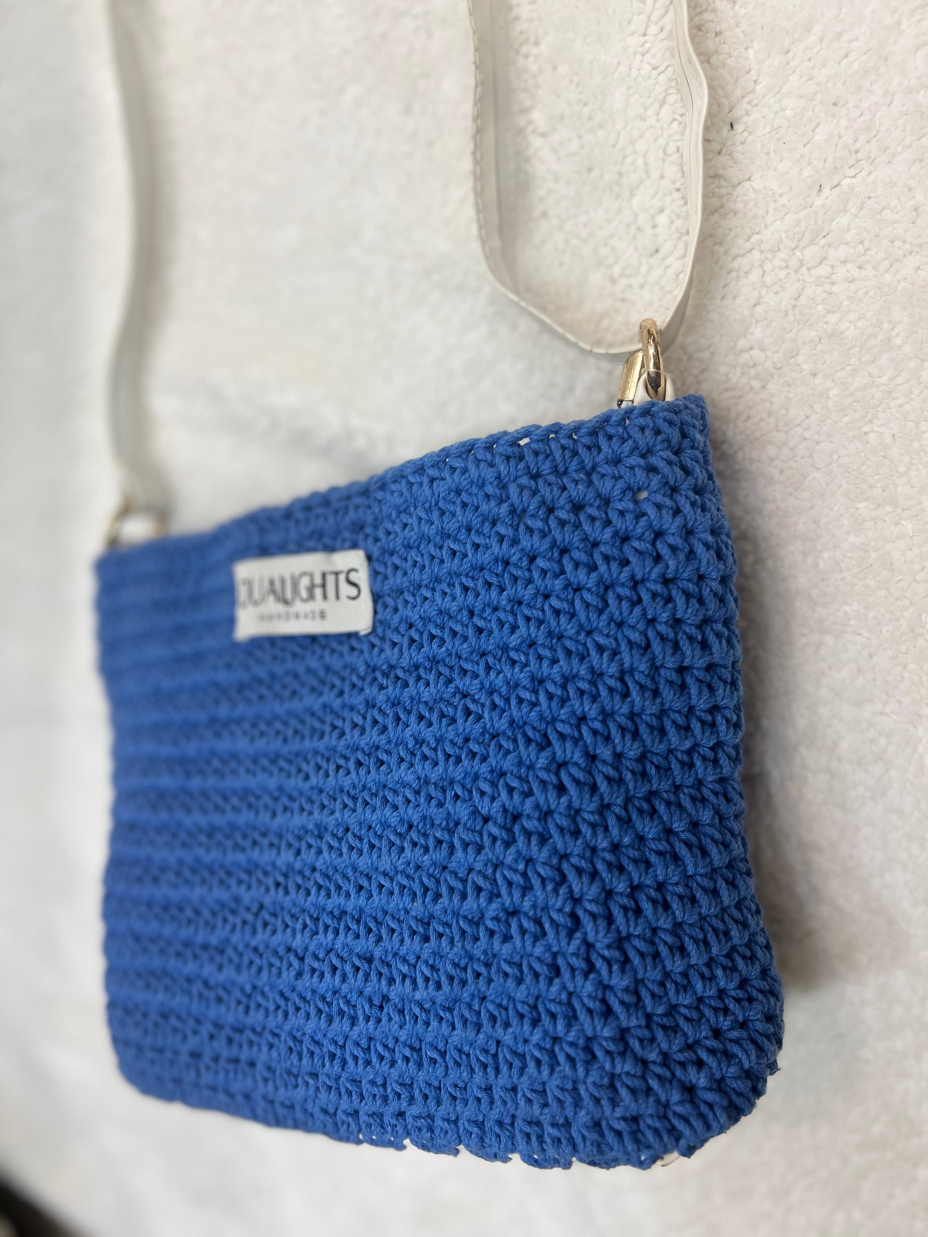 essential crossbody bag, blue