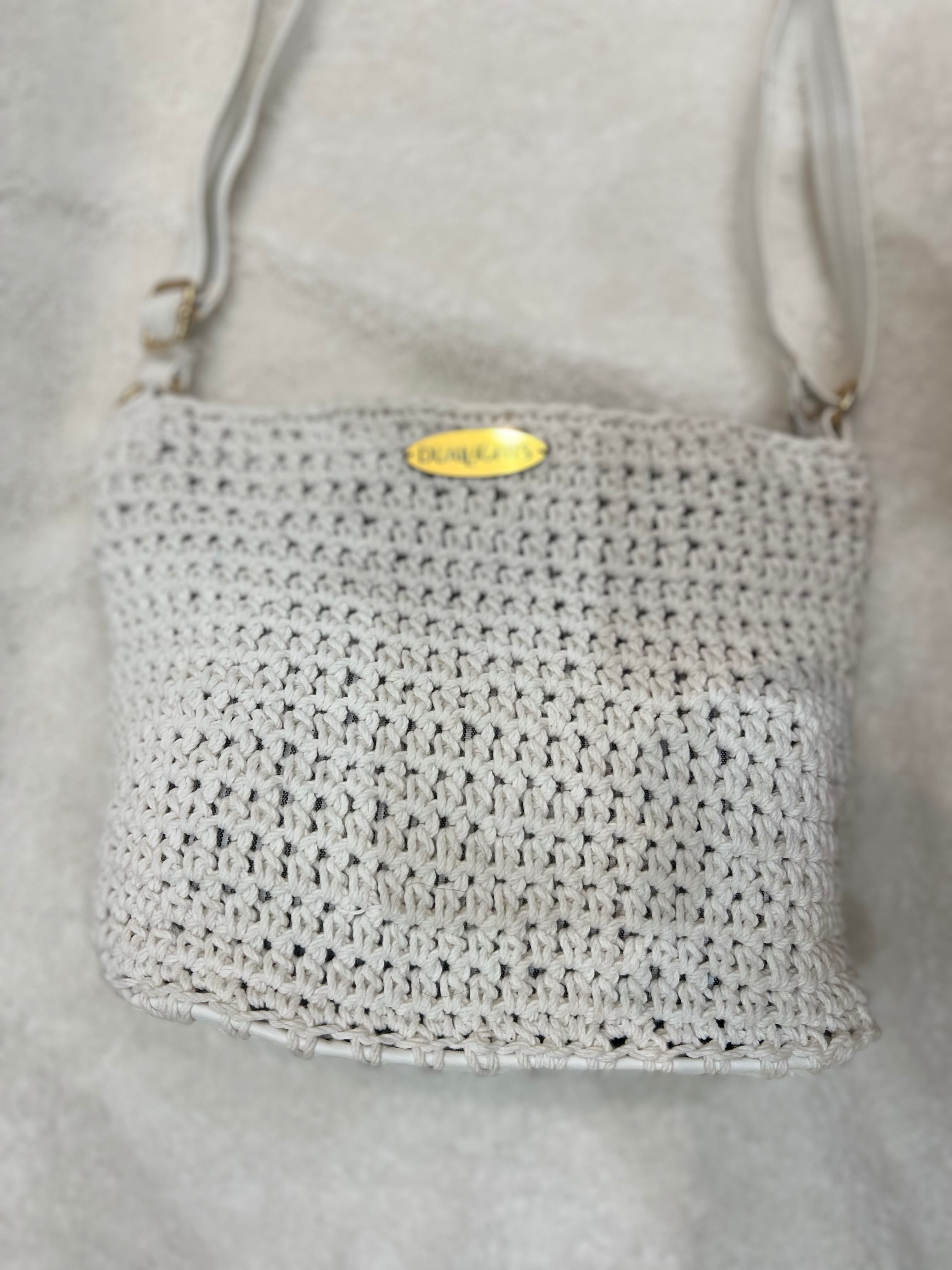 essential crossbody bag, white / white