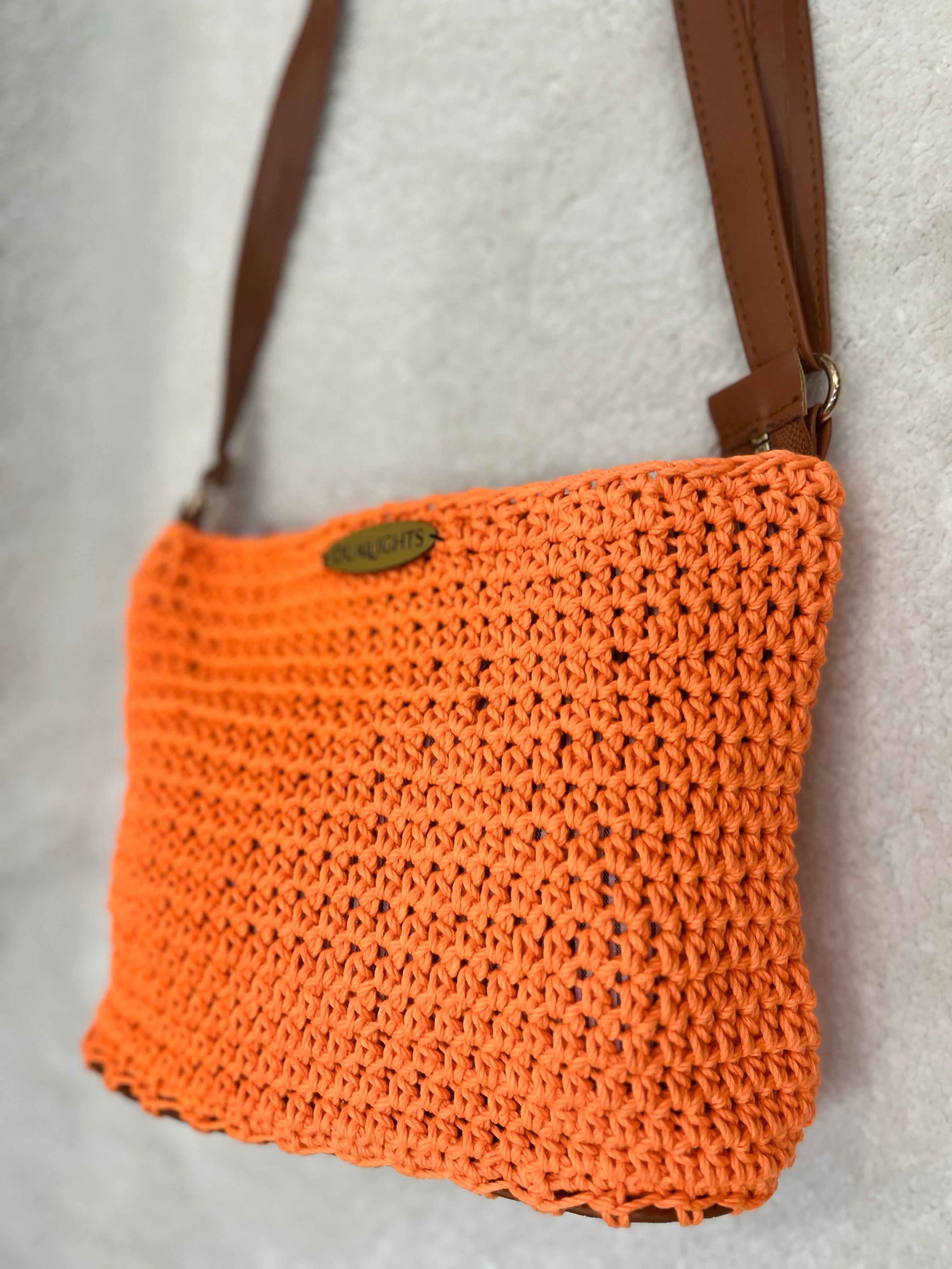 essential crossbody bag, havan / neon orange