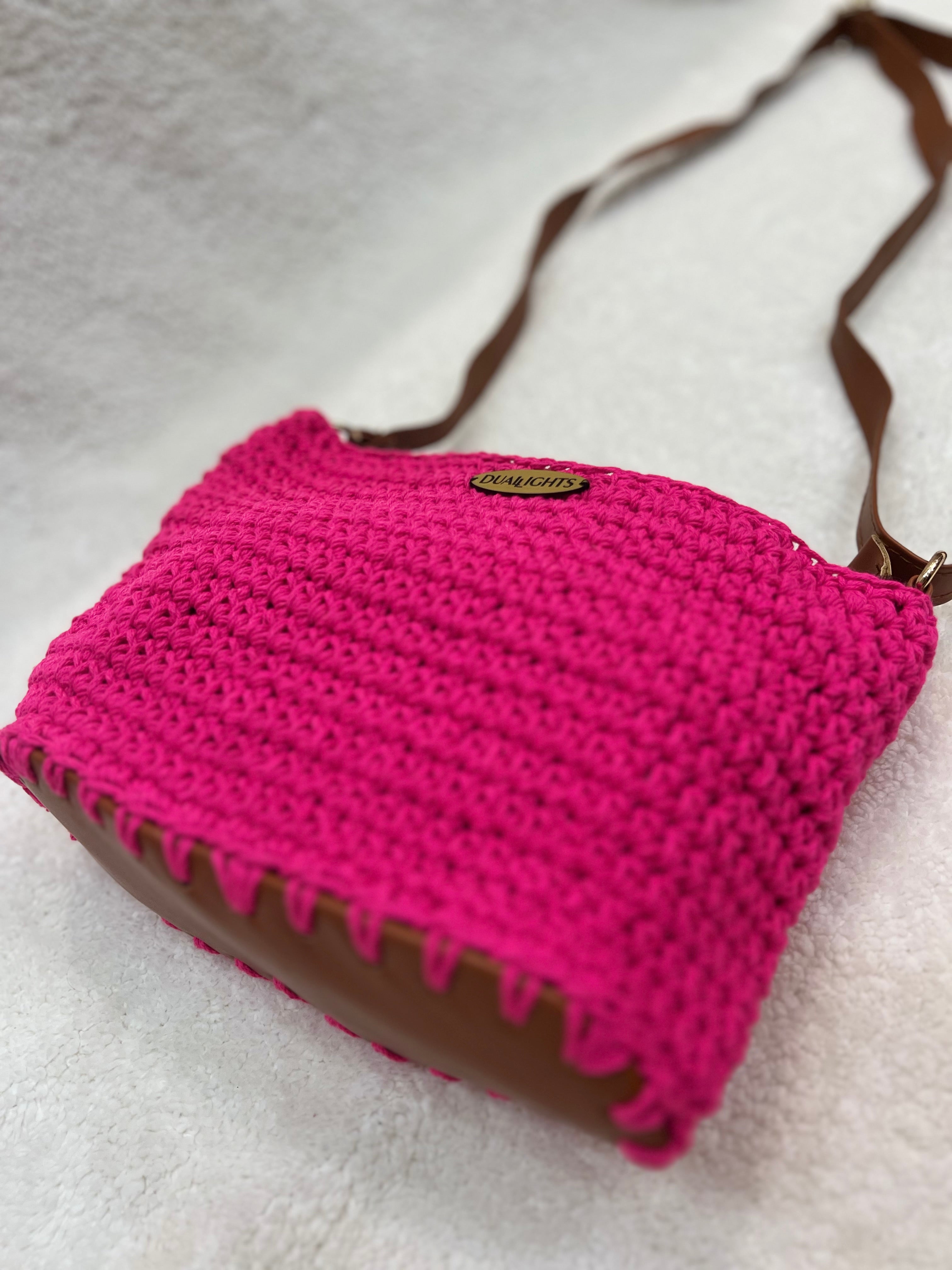essential crossbody bag, havan / neon pink