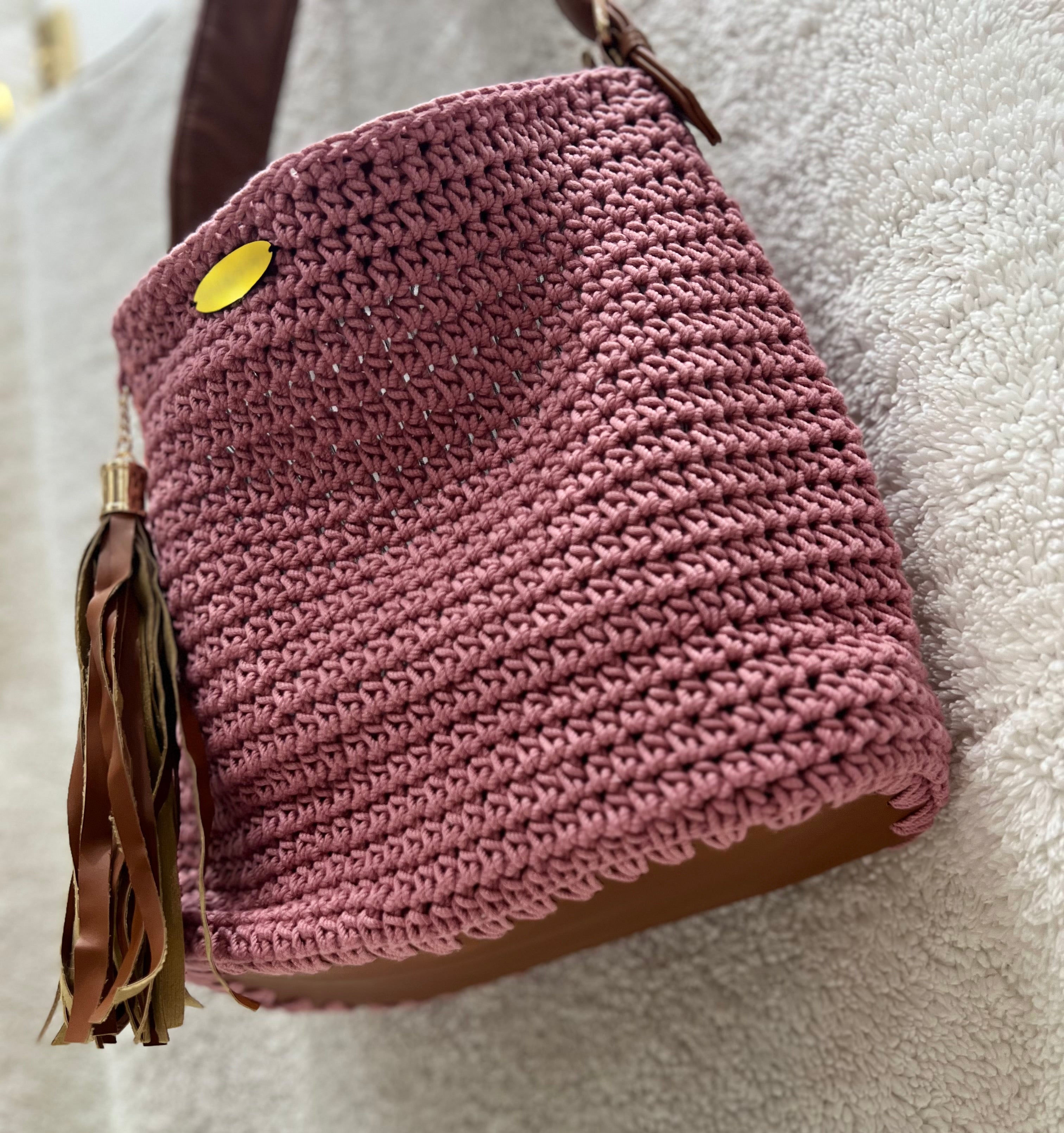 essential shoulder bag, havan / cashmere pink
