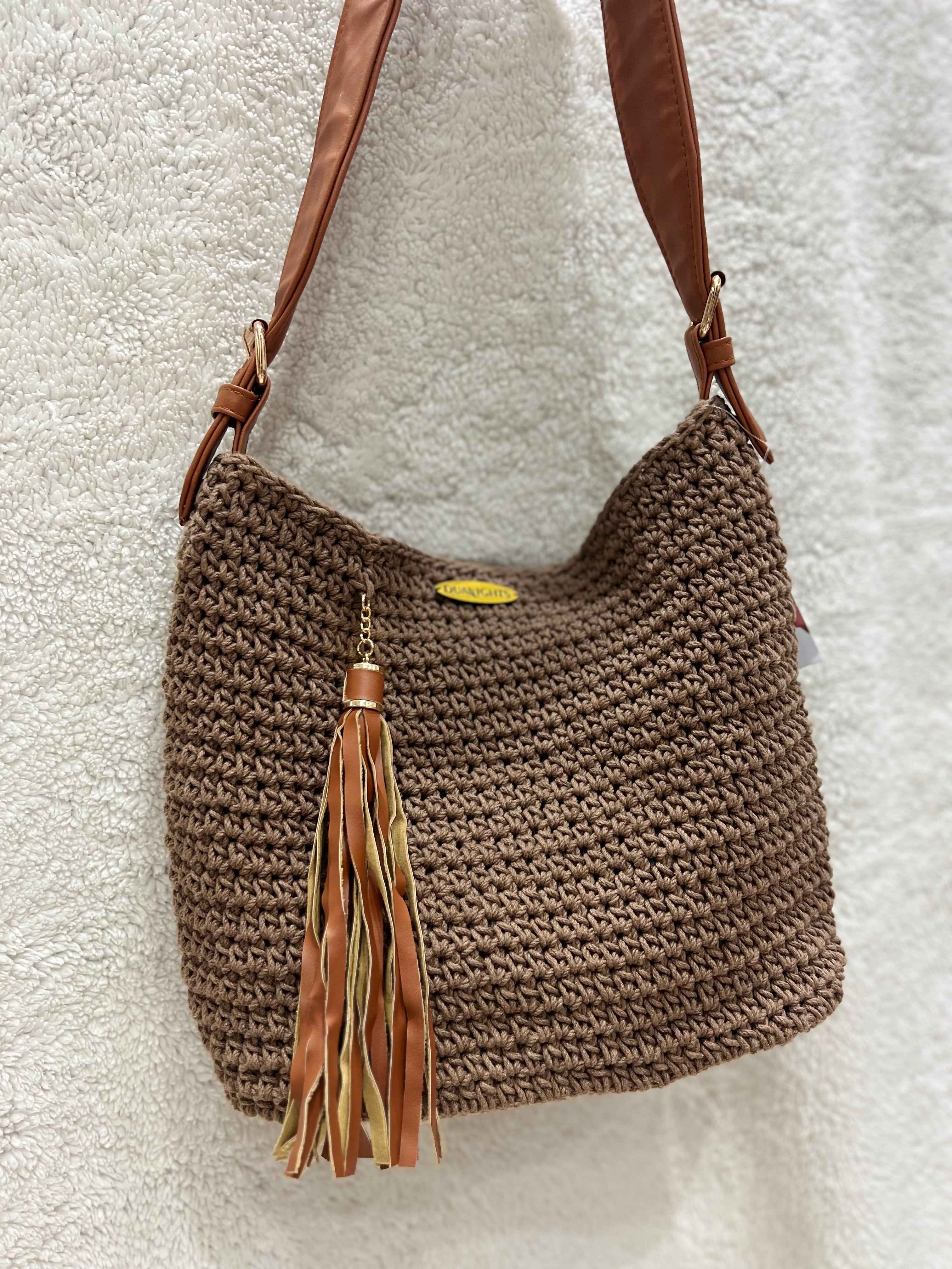 essential shoulder bag, havan / mocha