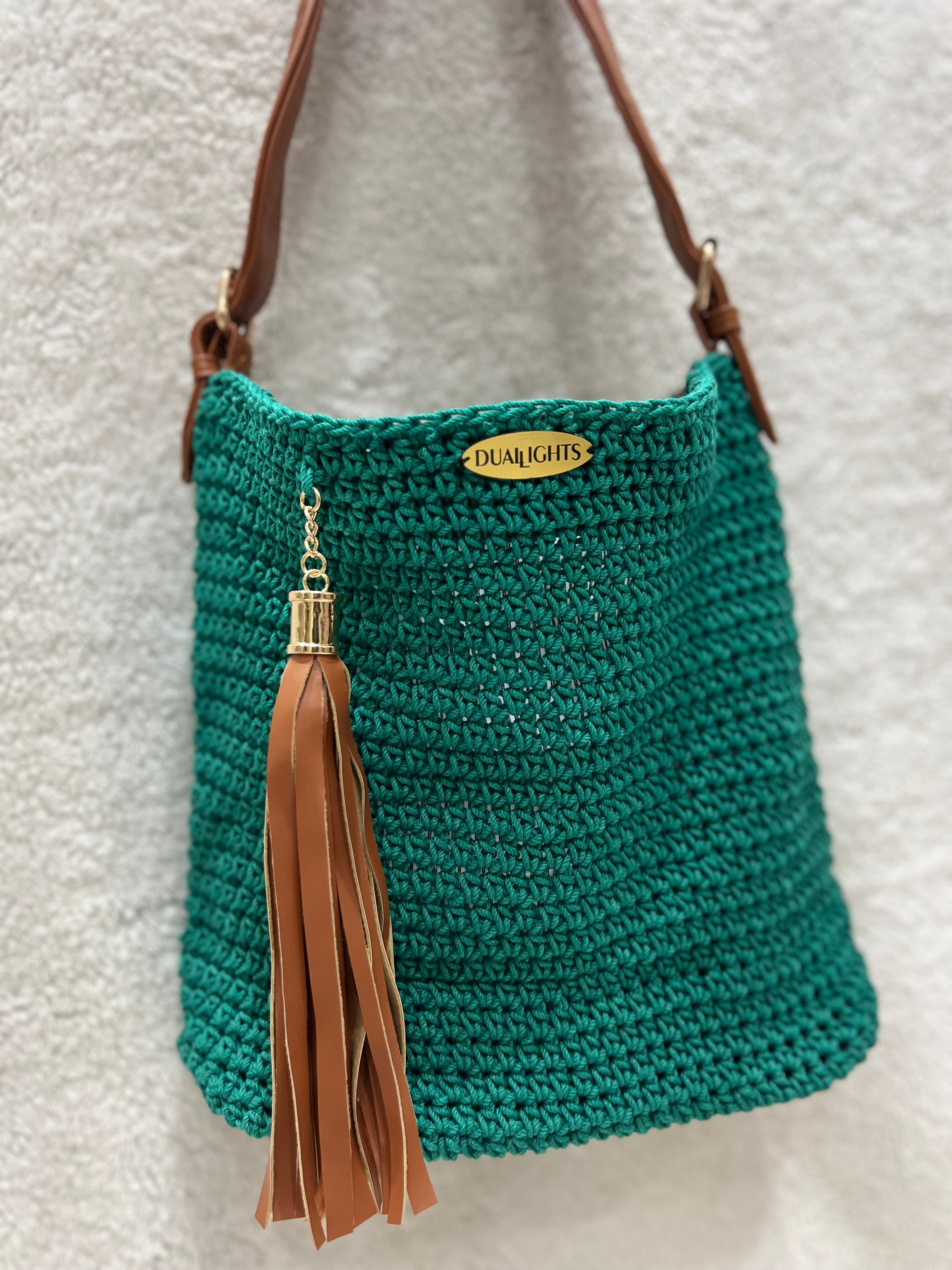 essential shoulder bag, havan / dark green