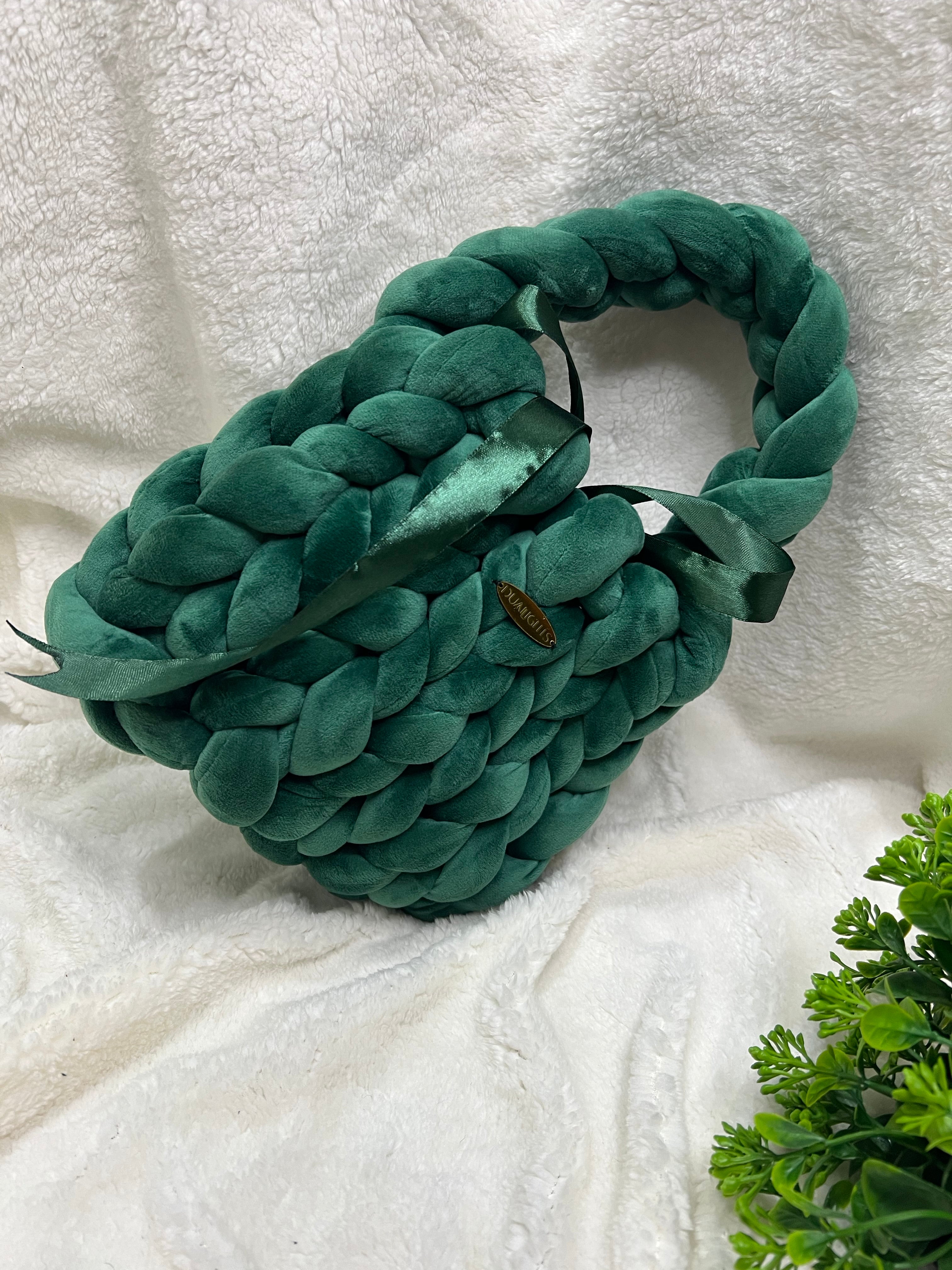 dark green