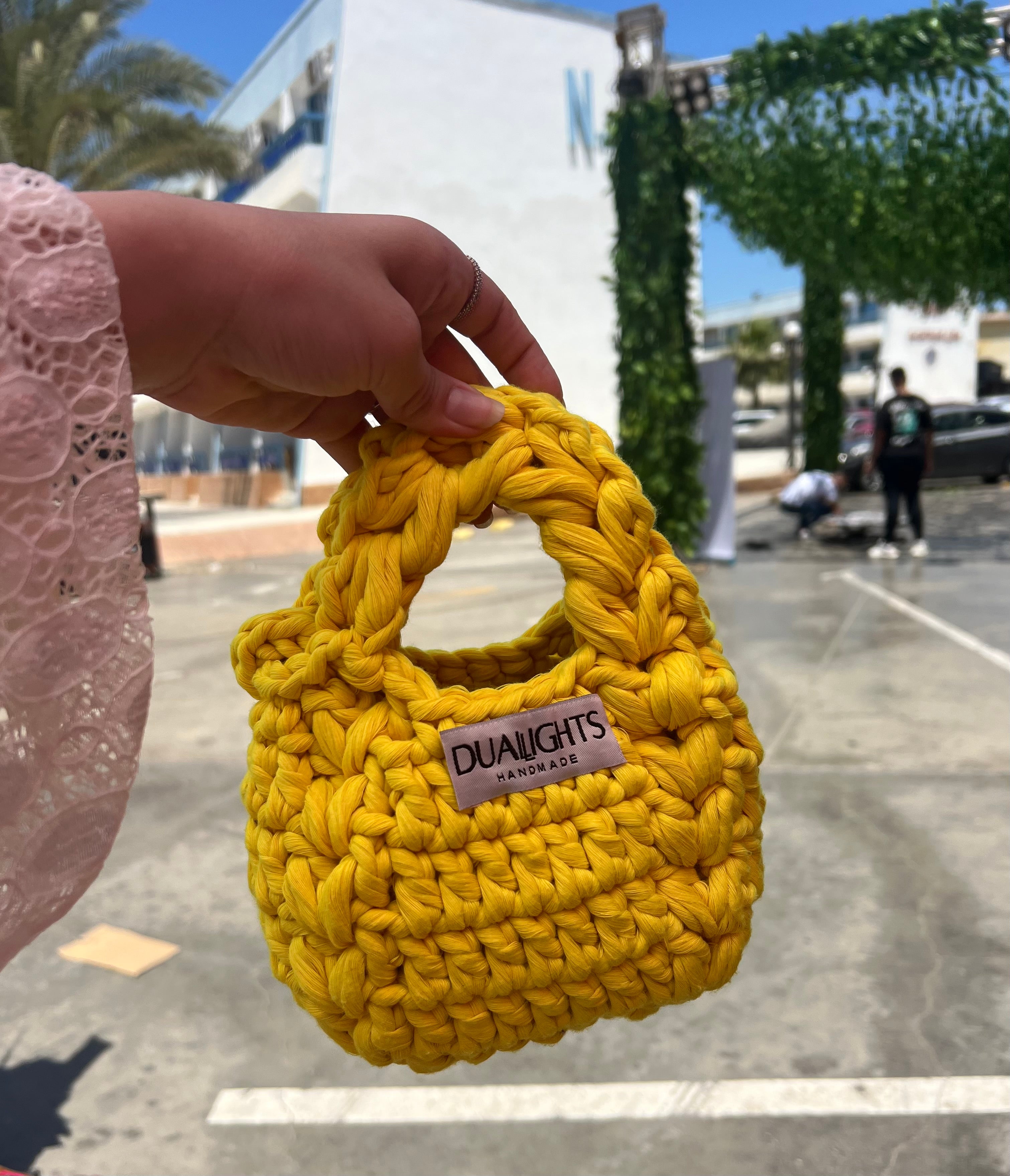 mini puffed 3d crossbody bag , yellow