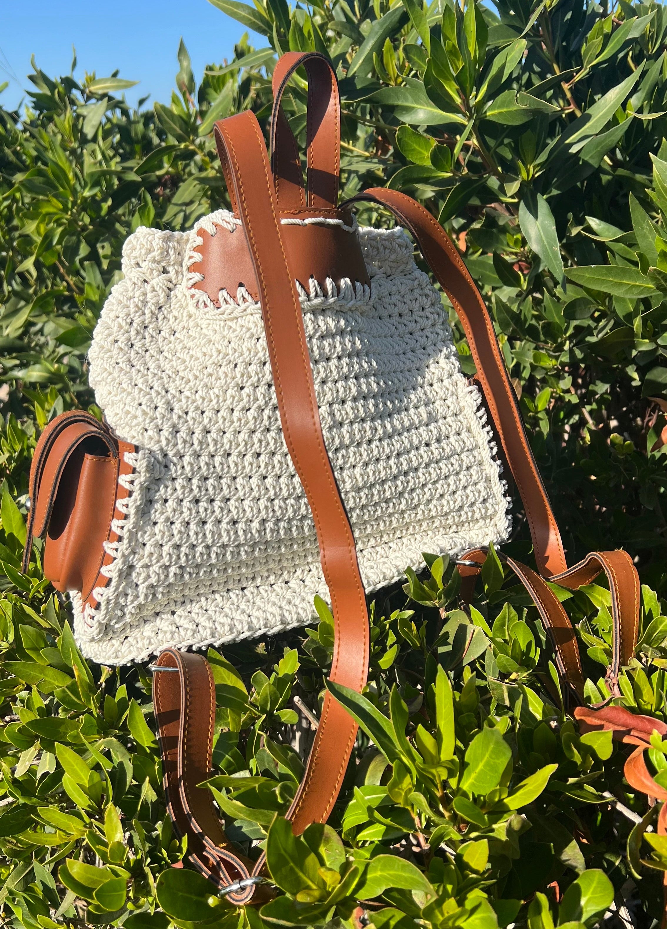 cargo backpack , havan/ off-white