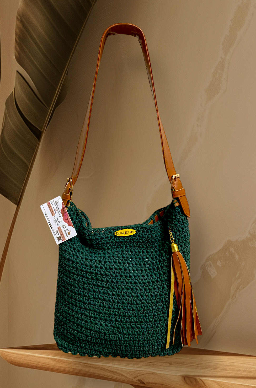 essential shoulder bag, havan / dark green